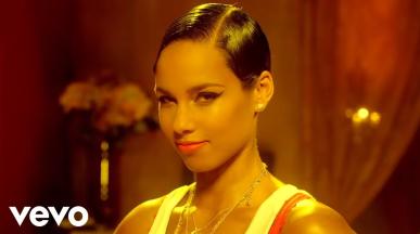 Alicia Keys - GIRL ON FIRE