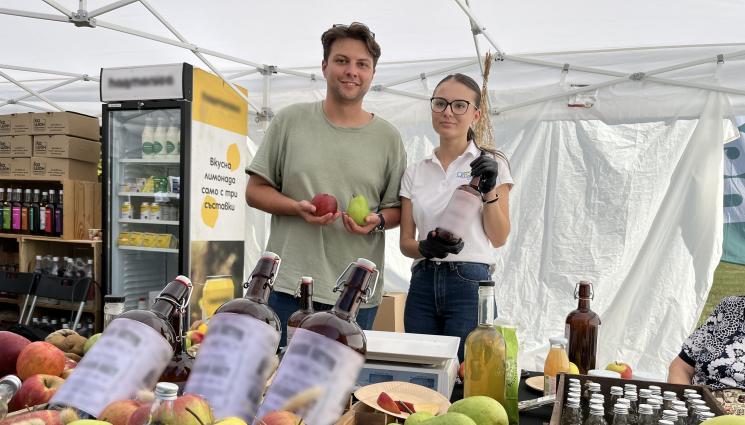 биоземеделие - Празник на биоземеделието с мащаб и цвят - ябълков оцет за 25 лв. се превърна в хит!