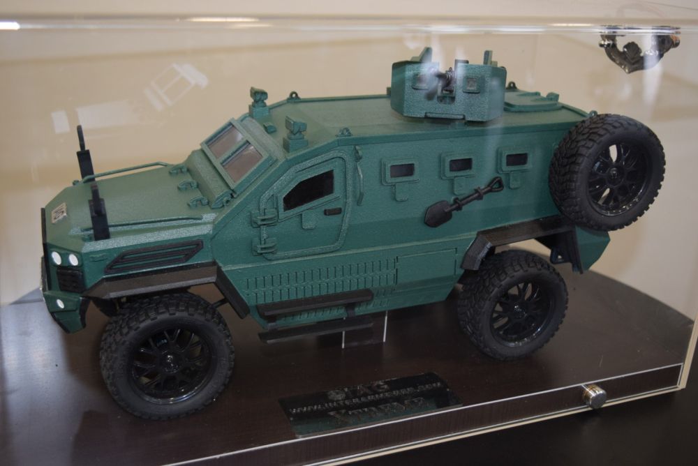 Откриха първия български завод за бронирани автомобили в Бургас