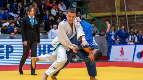 Кристиян Генов