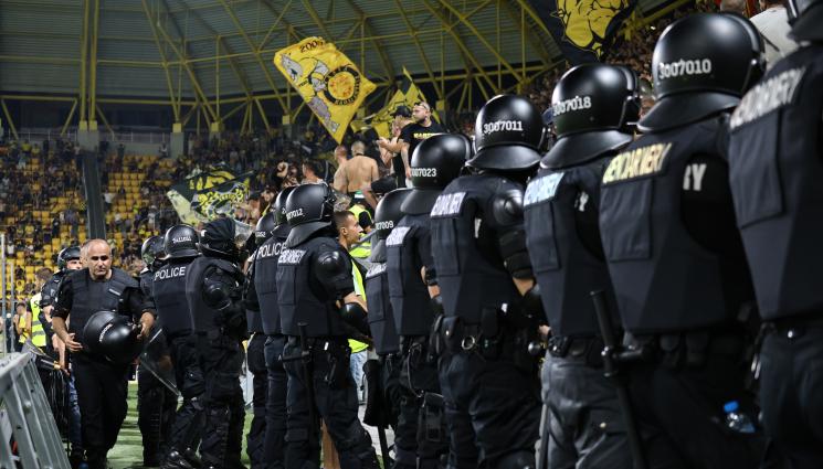 Полиция Колежа - Ботев Пловдив отпусна 2000 билета за феновете на ЦСКА