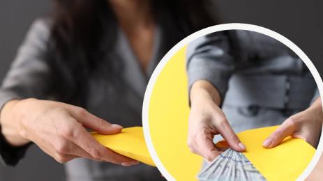 плик с пари