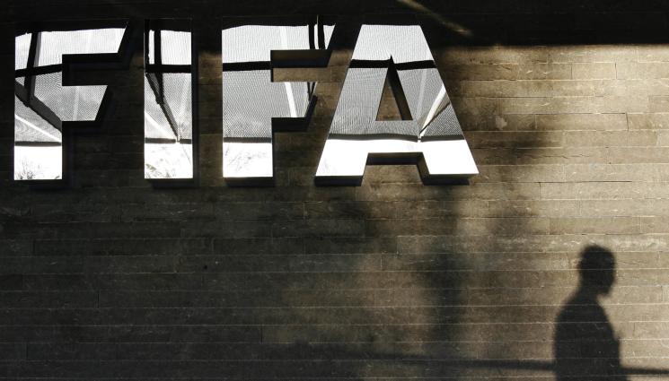 ФИФА трансферен прозорец - ФИФА отваря нов трансферен прозорец преди световното клубно първенство в Щатите