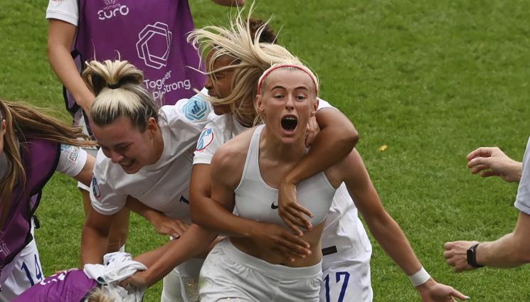 Европейско за жени Англия 2022 - 5 кандидатури от 6 държави за домакинство на европейското по футбол за жени през 2029-а