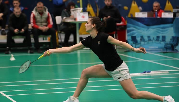 Стефани Стоева бадминтон - За 19 минути Стефани Стоева мина квалификациите на сингъл в София, излиза срещу германка в първия кръг  