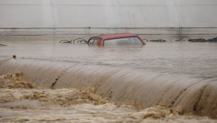 Босна наводнение - УЖАС НА БАЛКАНИТЕ: Хърватия с извънредно положение, Босна и Херцеговина на прага на катаклизъм, Сърбия - също! (СНИМКИ+ВИДЕО)