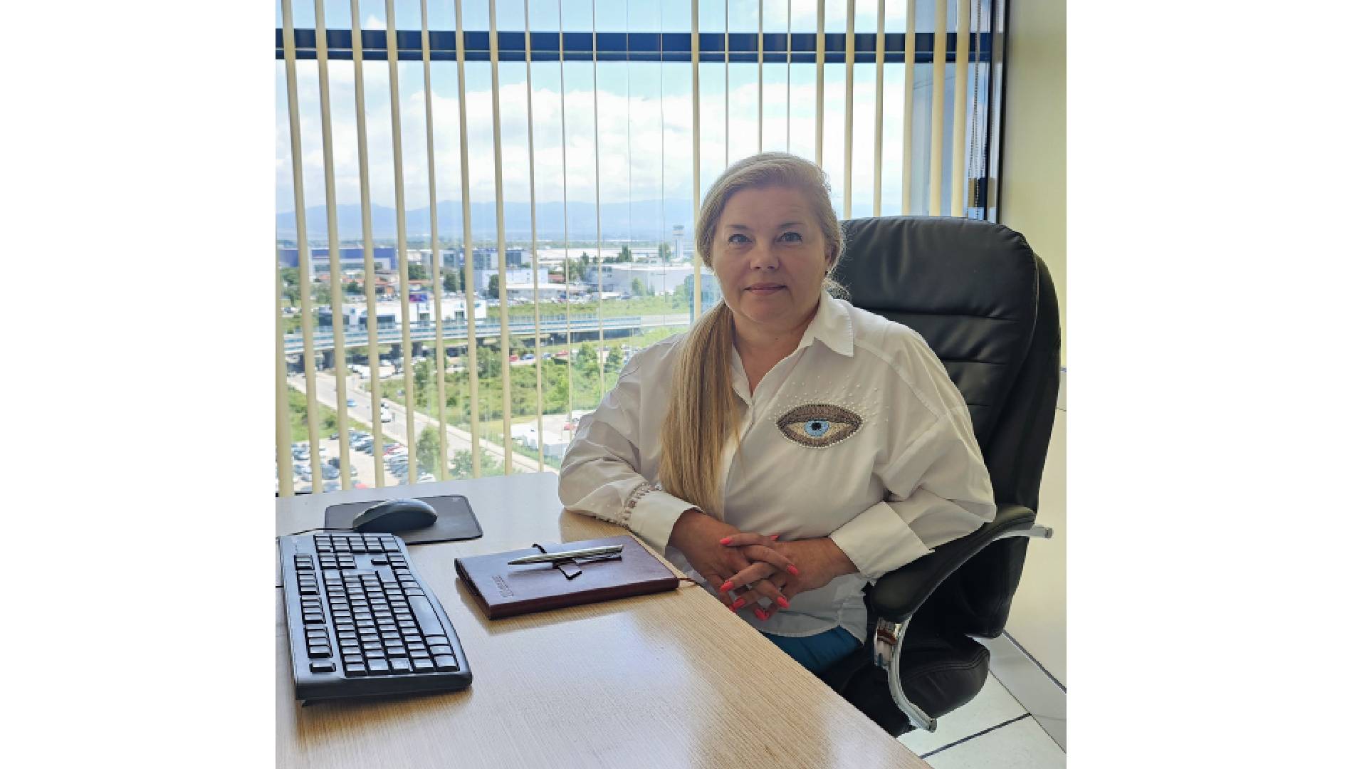 Лили Стоянова