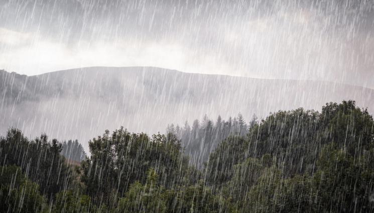 дъждовно време - Лошо време и в неделя!