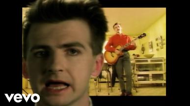 Crowded House - DON'T DREAM IT'S OVER