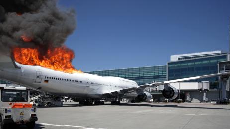 самолет пожар