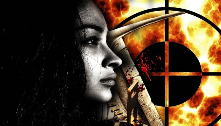 тероризъм - КЪДЕ ГО ЧУКАШ, КЪДЕ СЕ ПУКА: Арестуваха секс бомба, плашела с тероризъм! (СНИМКИ+ВИДЕО)