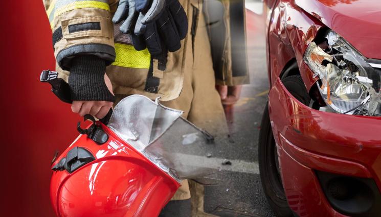 пожарникар катастрофа - ЧЕРНА НЕДЕЛЯ: Загина човек в зверска катастрофа, затворен е важен проход!