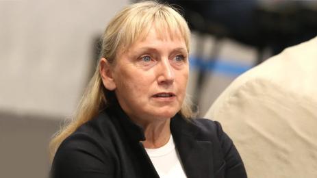 ЕЛЕНА ЙОНЧЕВА: Еврото ще даде по-добра перспектива за България!
