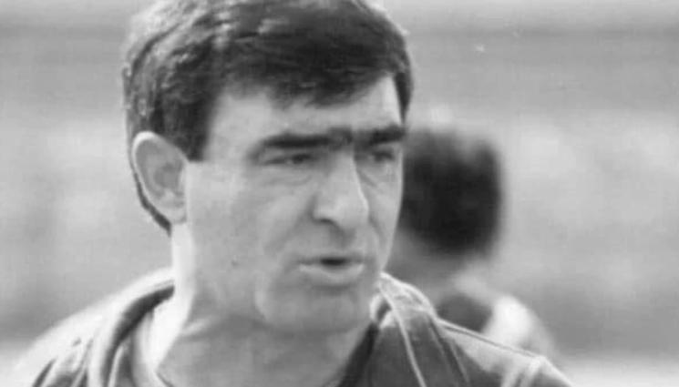 Атанас - IN MEMORIAM: Отиде си легендарен треньор на Локо Пд