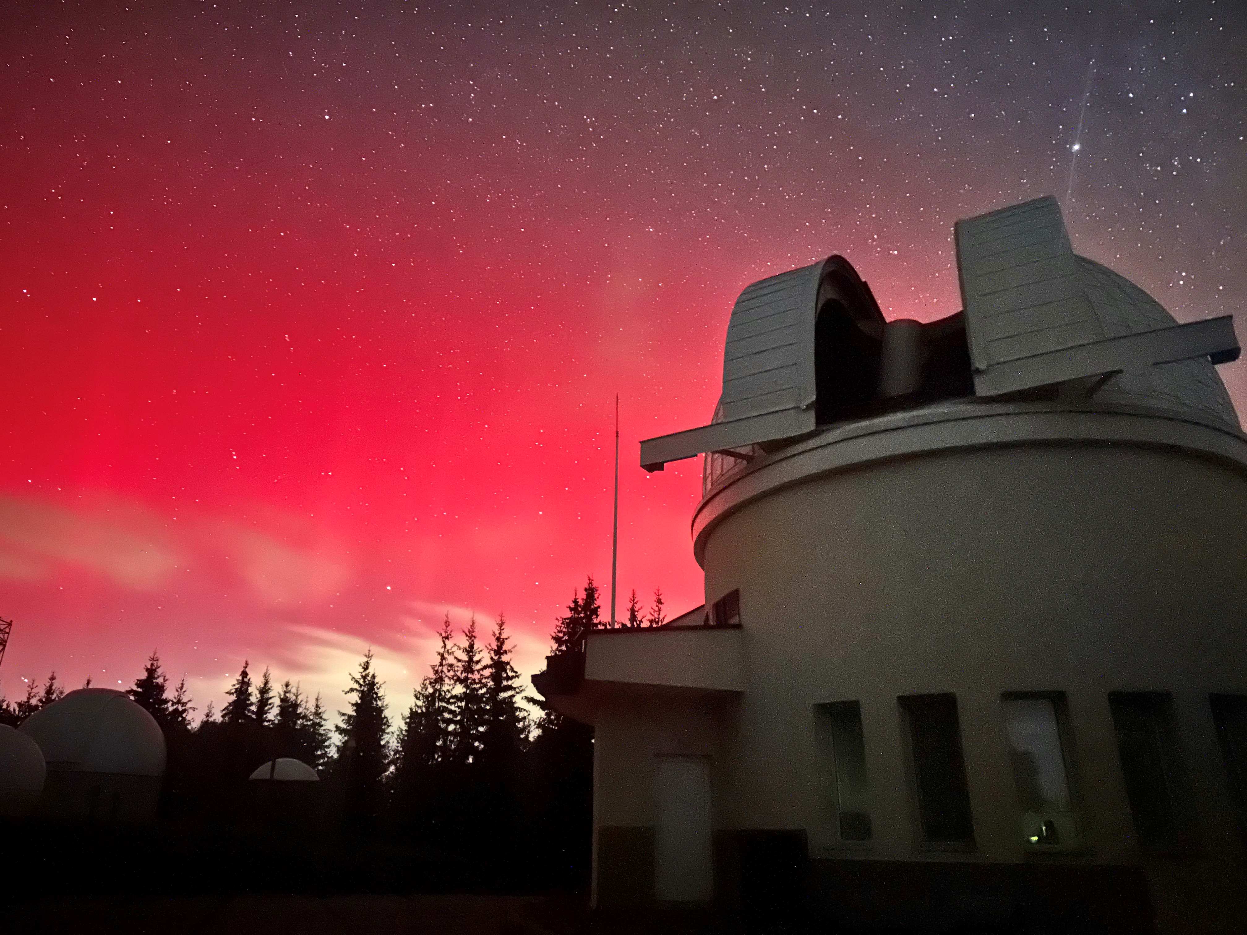 червено небе