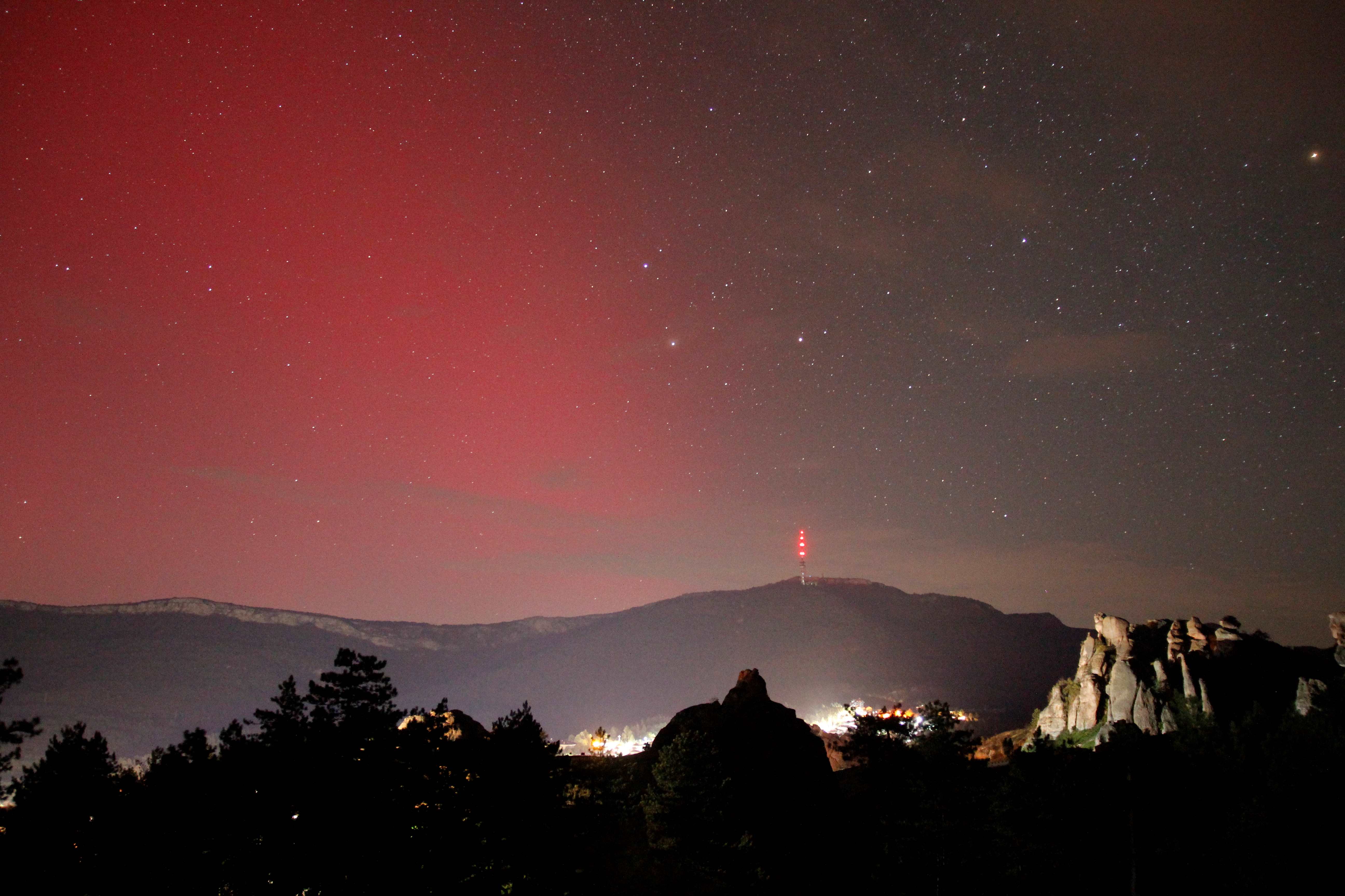 червено небе