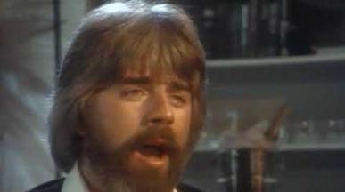 Michael McDonald - I KEEP FORGETTIN (EVERY TIME YOU'RE NEAR)