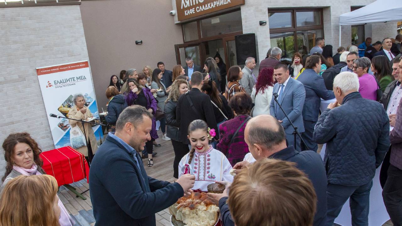 лятно кино Етрополе