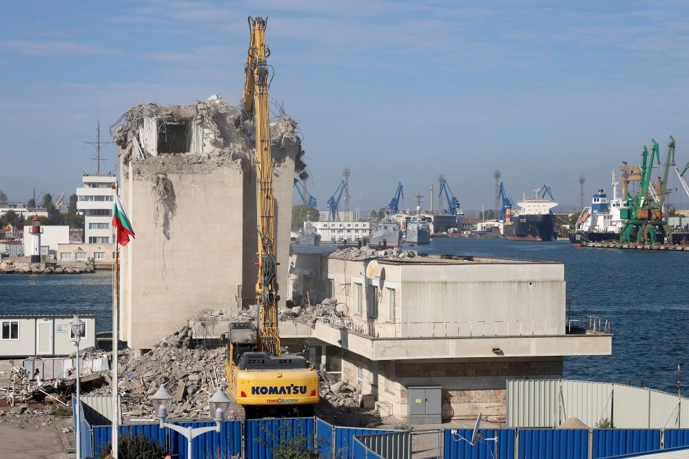 Рейдова кула Варна събаряне