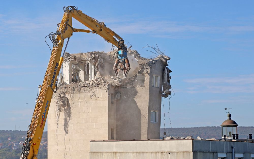 Рейдова кула Варна събаряне