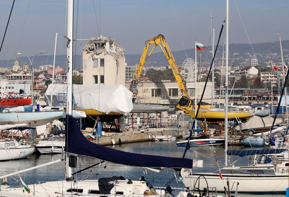 Рейдова кула Варна събаряне