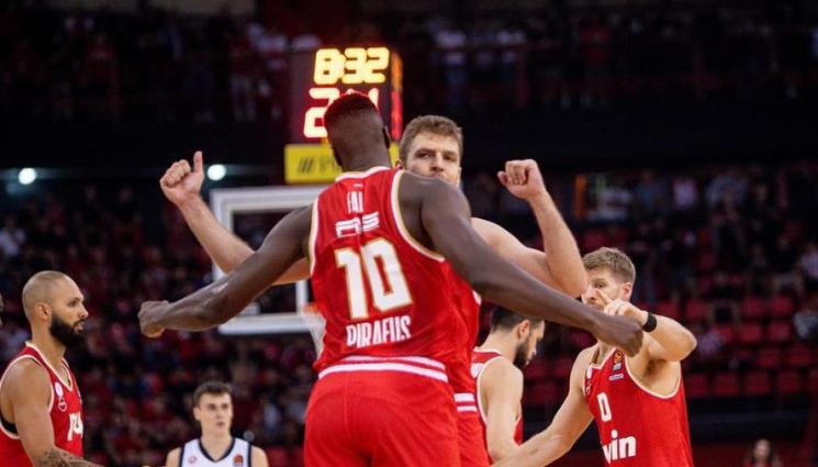 Везенков - Везенков няма спиране, наниза нови 20 точки в Гърция