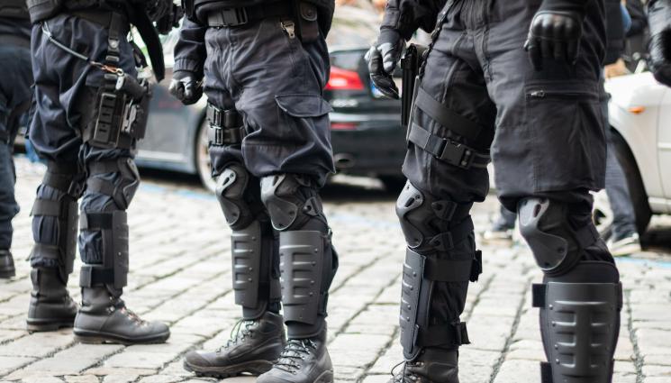 спецчасти - УДАР ПО ЛИХВАРИТЕ: СДВР арестува събирачи на дългове (СНИМКИ)