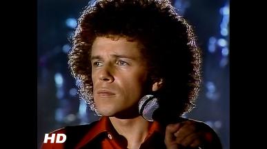 Leo Sayer - THUNDER IN MY HEART