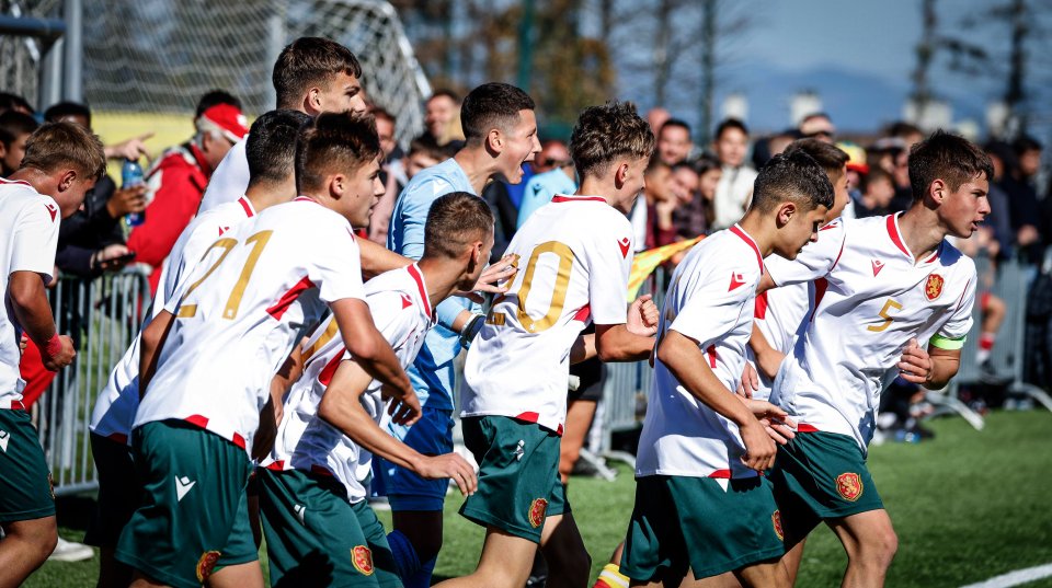 България U15 Уелс U151