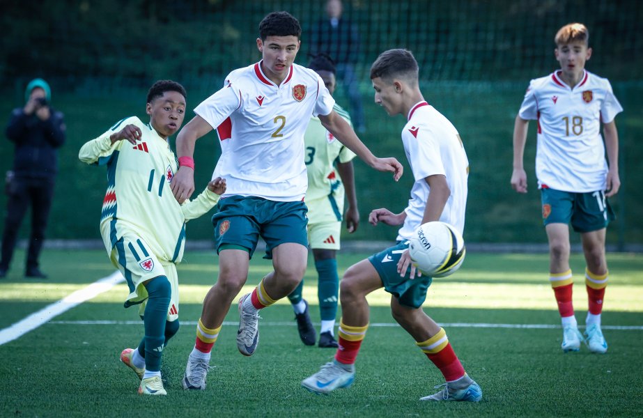 България U15 Уелс U151