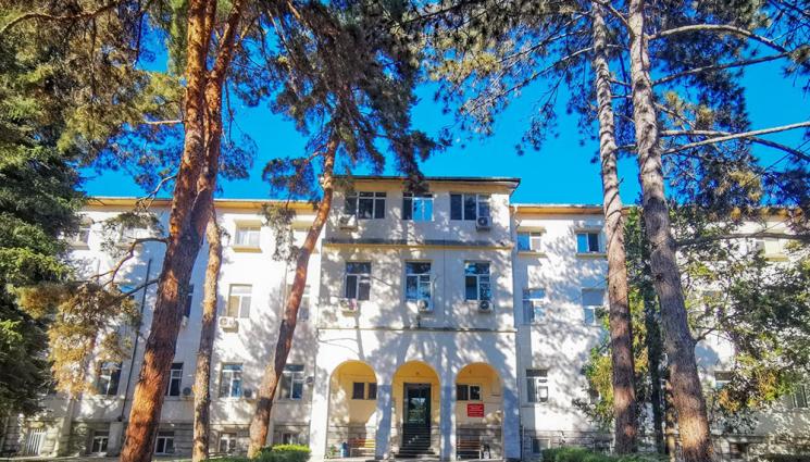 МБАЛ Югозападна болница - КРИЗА ЗА ЛЕКАРИ: Закриват вътрешното отделение на болница