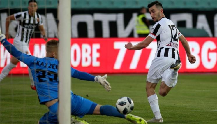 Ален Ожболт бележи с пета - Първи шанс пред Ботев за реванш след петата на Ожболт