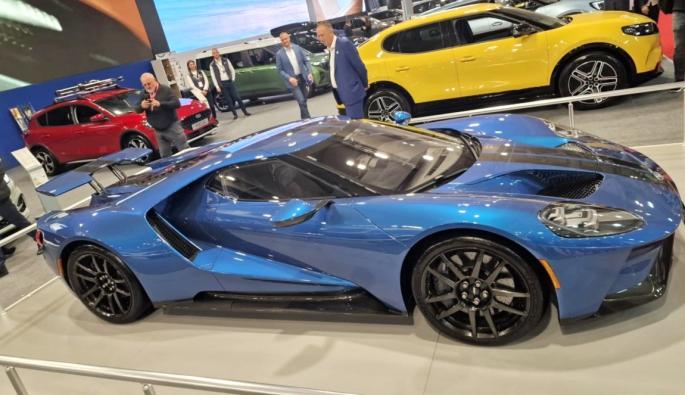 Ford GT