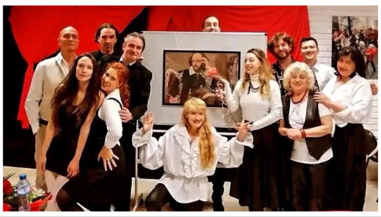 Милена Червенкова - Актрисата Милена Червенкова пред