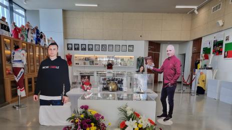 Изложба НХК спортни трофеи Ицо Бербо Гришо