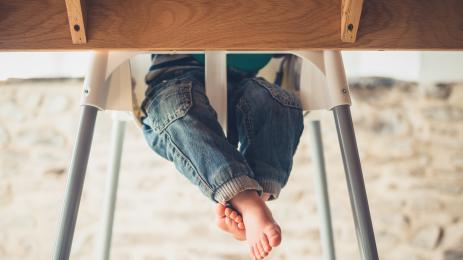 стол за хранене