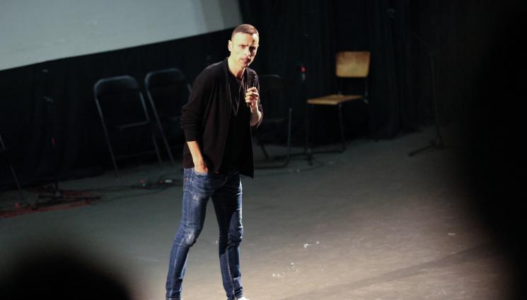 Димитър Бербатов Благоевград - Бербо даде старт на кампанията „Аз съм добрият пример” в родния си Благоевград