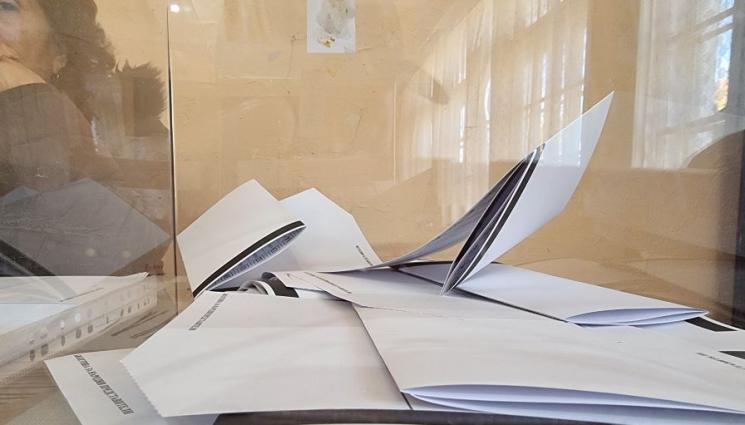 избори - 50% от машините в София се развалили!