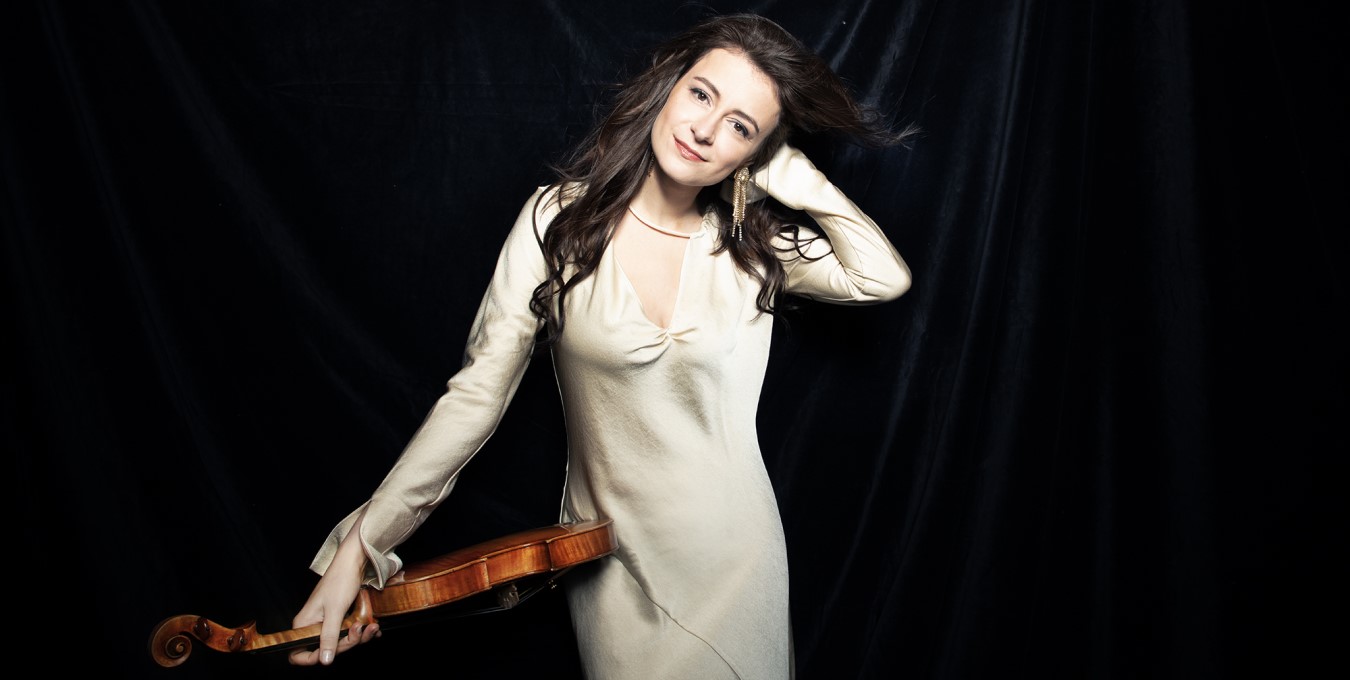 Лия Петрова