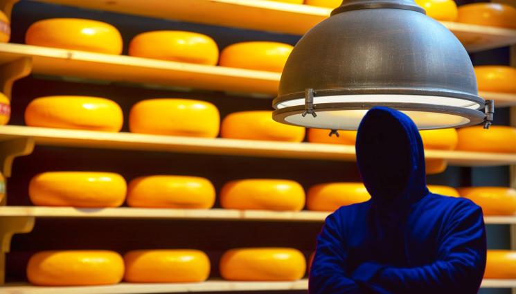 чедър - КРАДЦИ НА СИРЕНЕ: Задигнаха чедъра на лондончани!