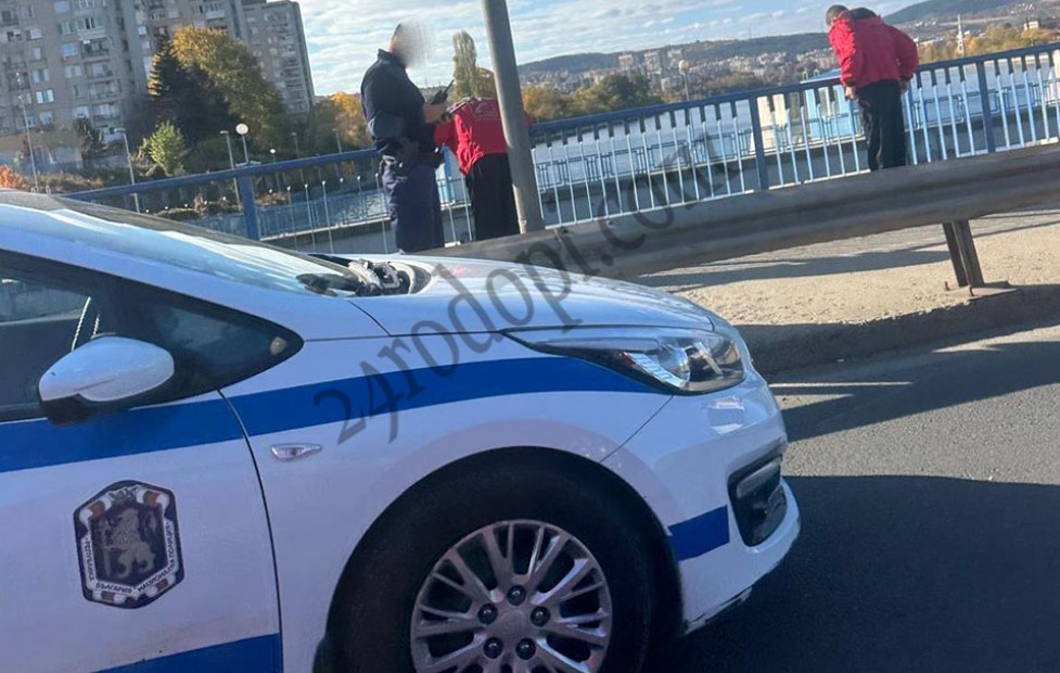 Водно огледало