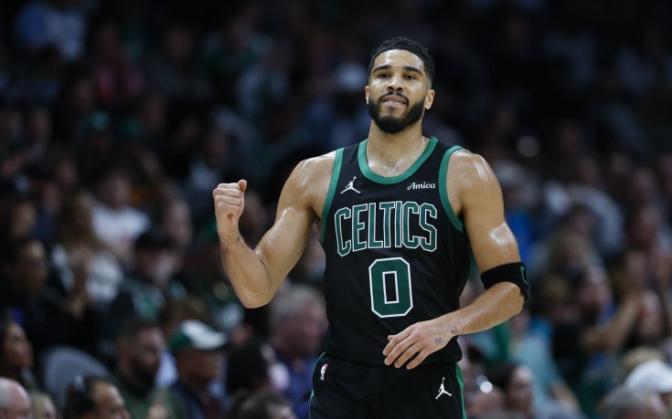 Тейтъм върна Бостън към победите и наказа Шарлът