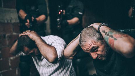 арестувани