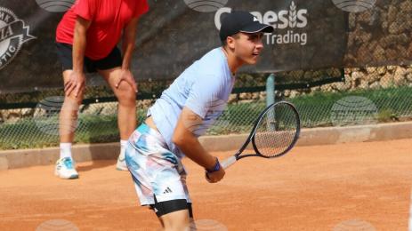 Иван Иванов