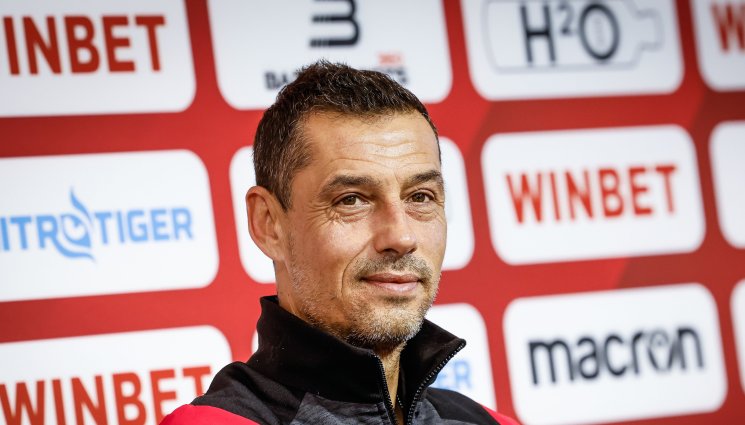 Александър Томаш - ТОМАШ: В ЦСКА СЕ ГРАДИ НЕЩО ГОЛЯМО! Сега е трудно, но после ще бъде сладко, смята треньорът на 