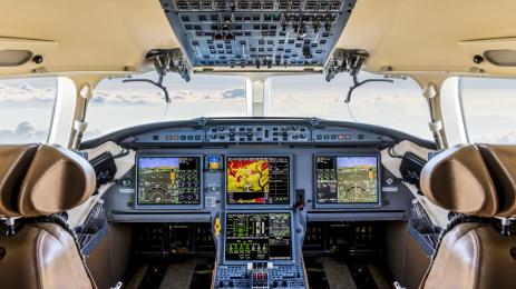 пилотска кабина самолет