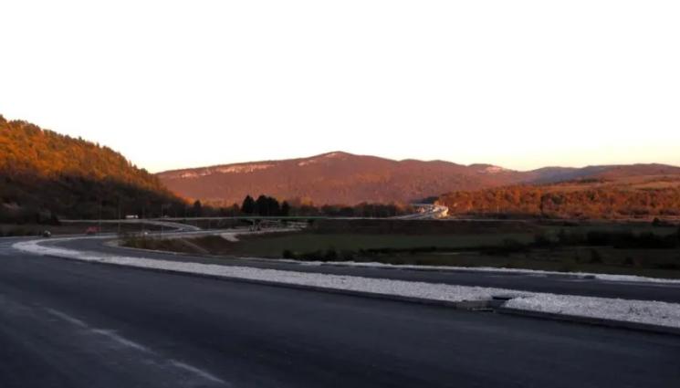 дх - БАВНО, НО СЛАВНО: Участък 1 от магистрала