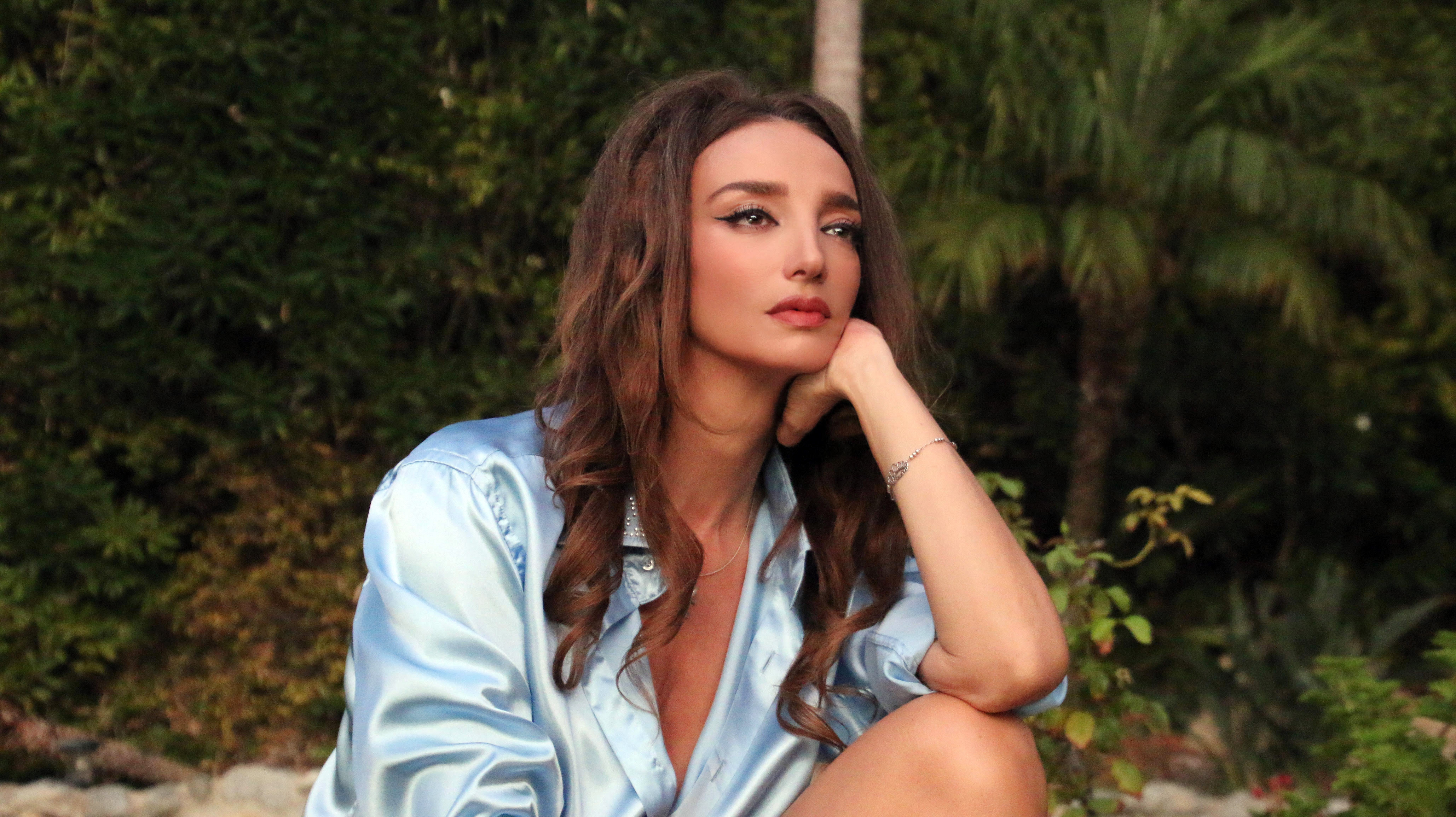 Деси Тенекеджиева