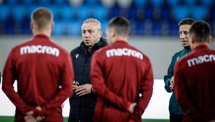 национали - Илиев прави промени в състава, иска агресия от играчите си