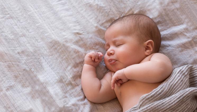 бебе - ЛОШОТИЯТА НЯМА ПОЧИВЕН ДЕН: Известна актриса роди 7-о дете на 47 години, обидиха я  - 